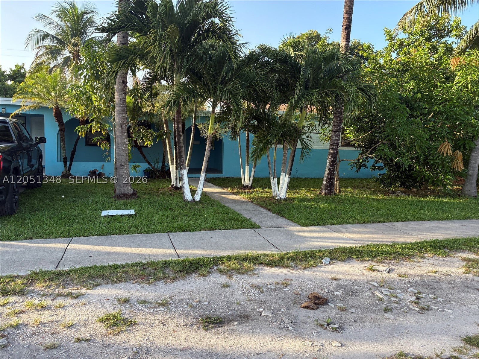 View photos, virtual tours, details... 1011 NW 183rd Dr