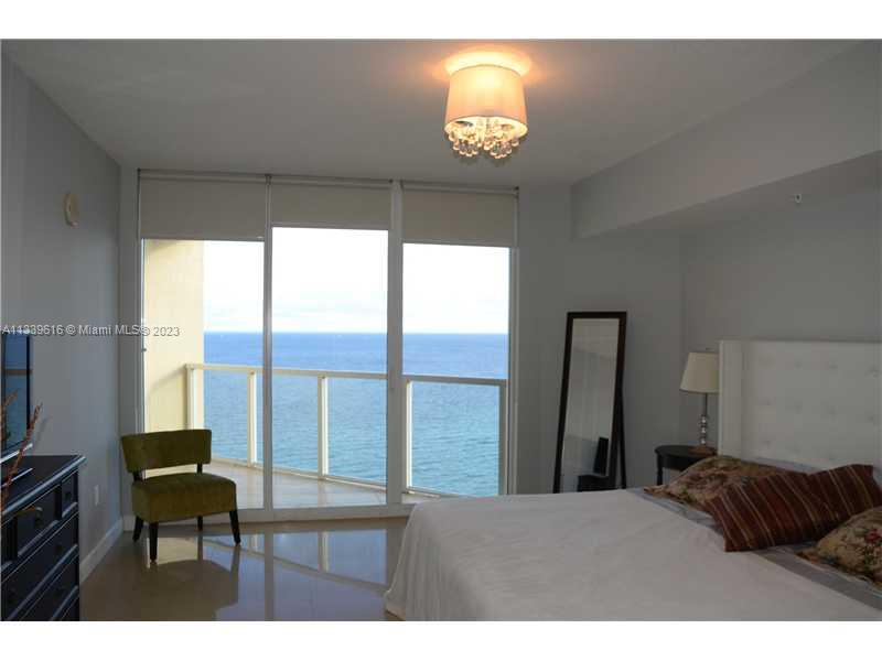 LA PERLA CONDO - Residential Lease