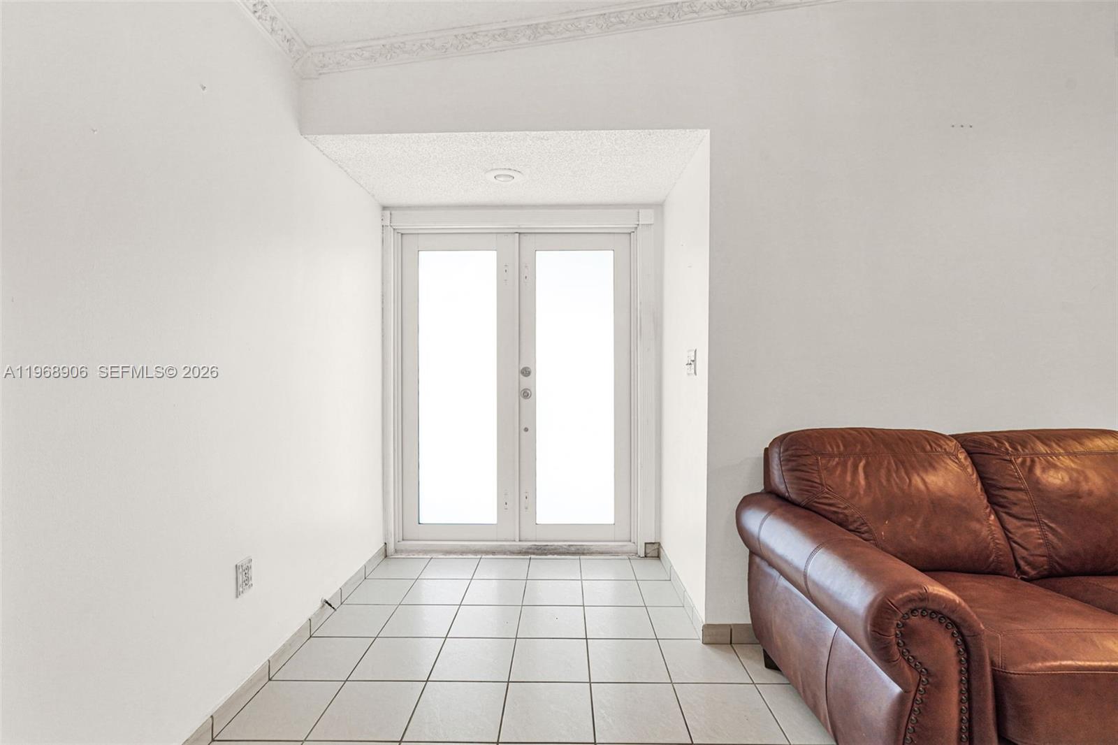 MELENA SUB - Residential