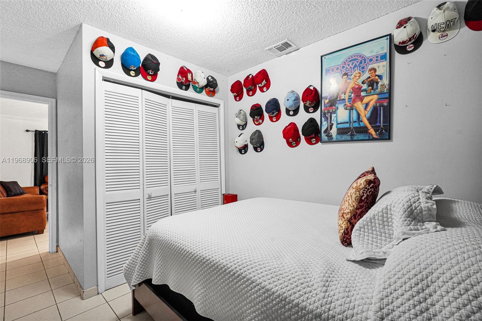 MELENA SUB - Residential