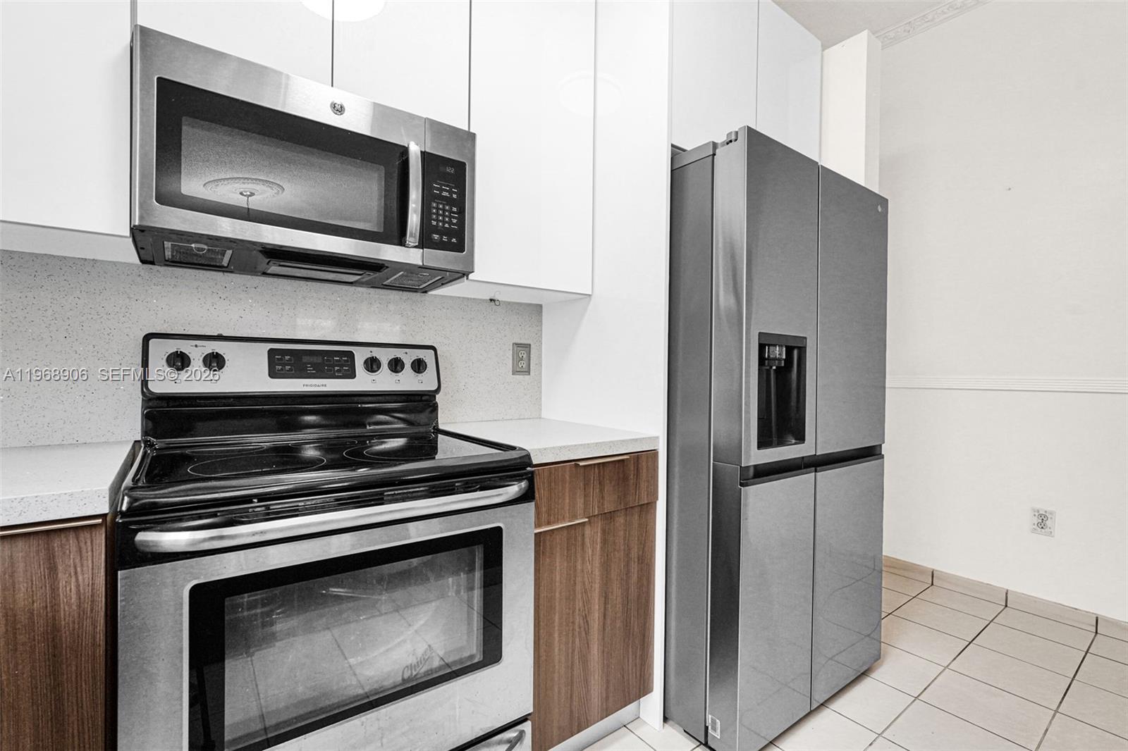 MELENA SUB - Residential