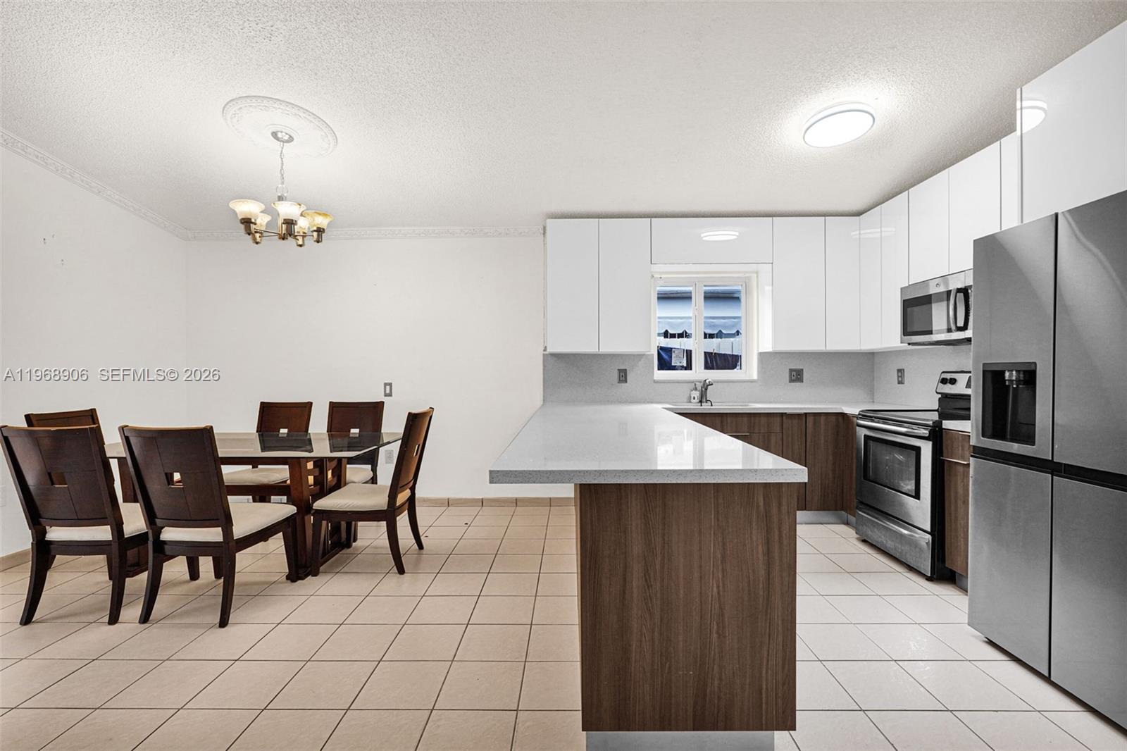 MELENA SUB - Residential