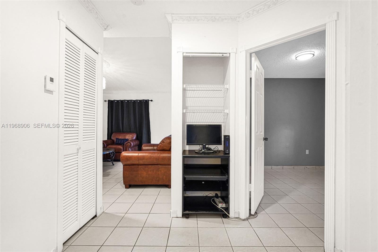 MELENA SUB - Residential