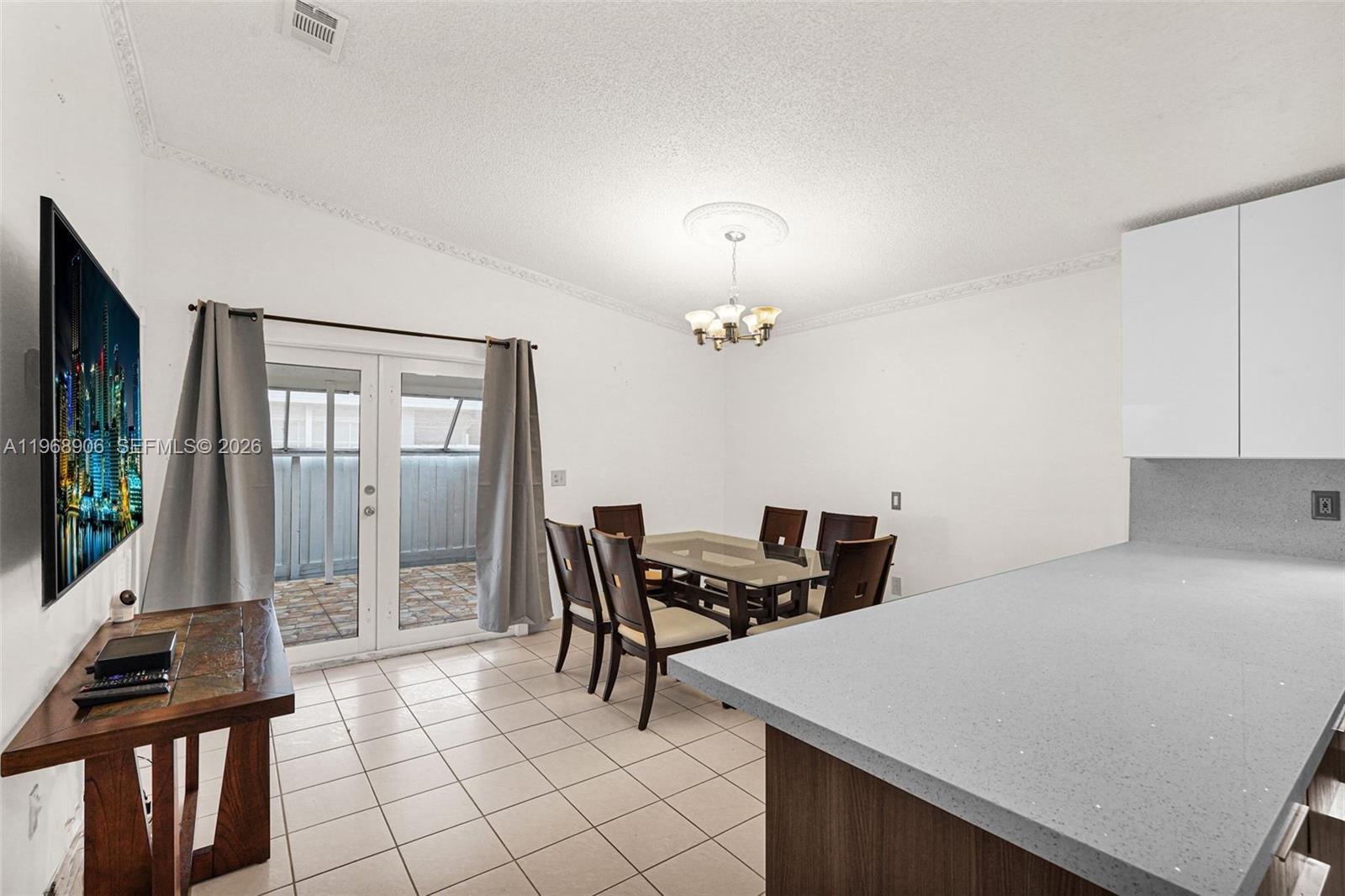 MELENA SUB - Residential