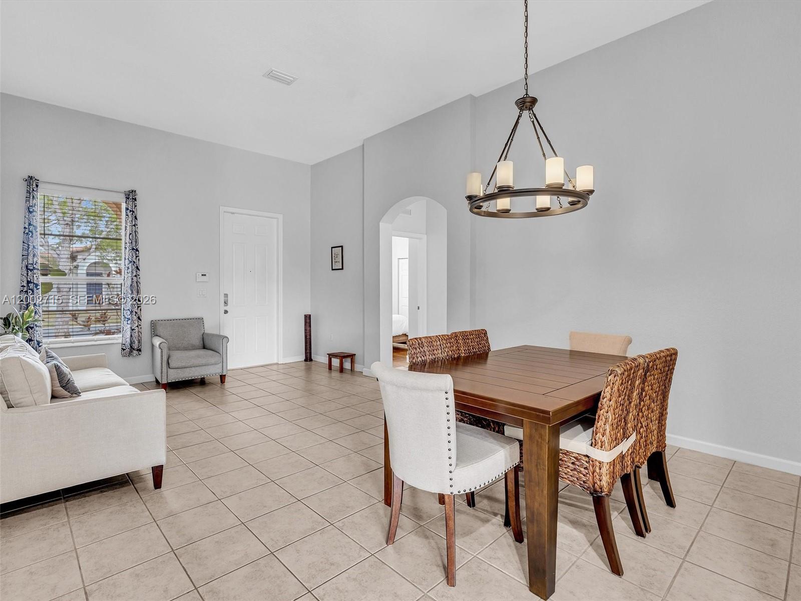 FLORIDIAN BAY ESTATES - Residential