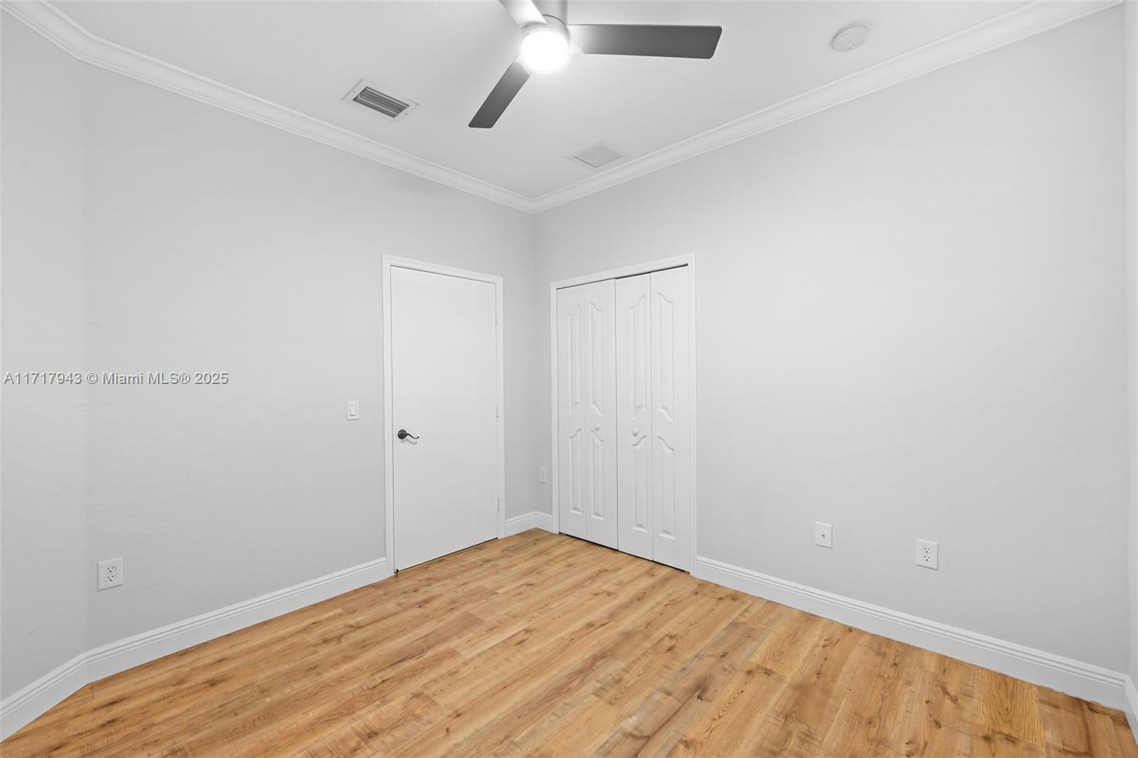 OLD BISCAYNE VILLAS CONDO - Residential