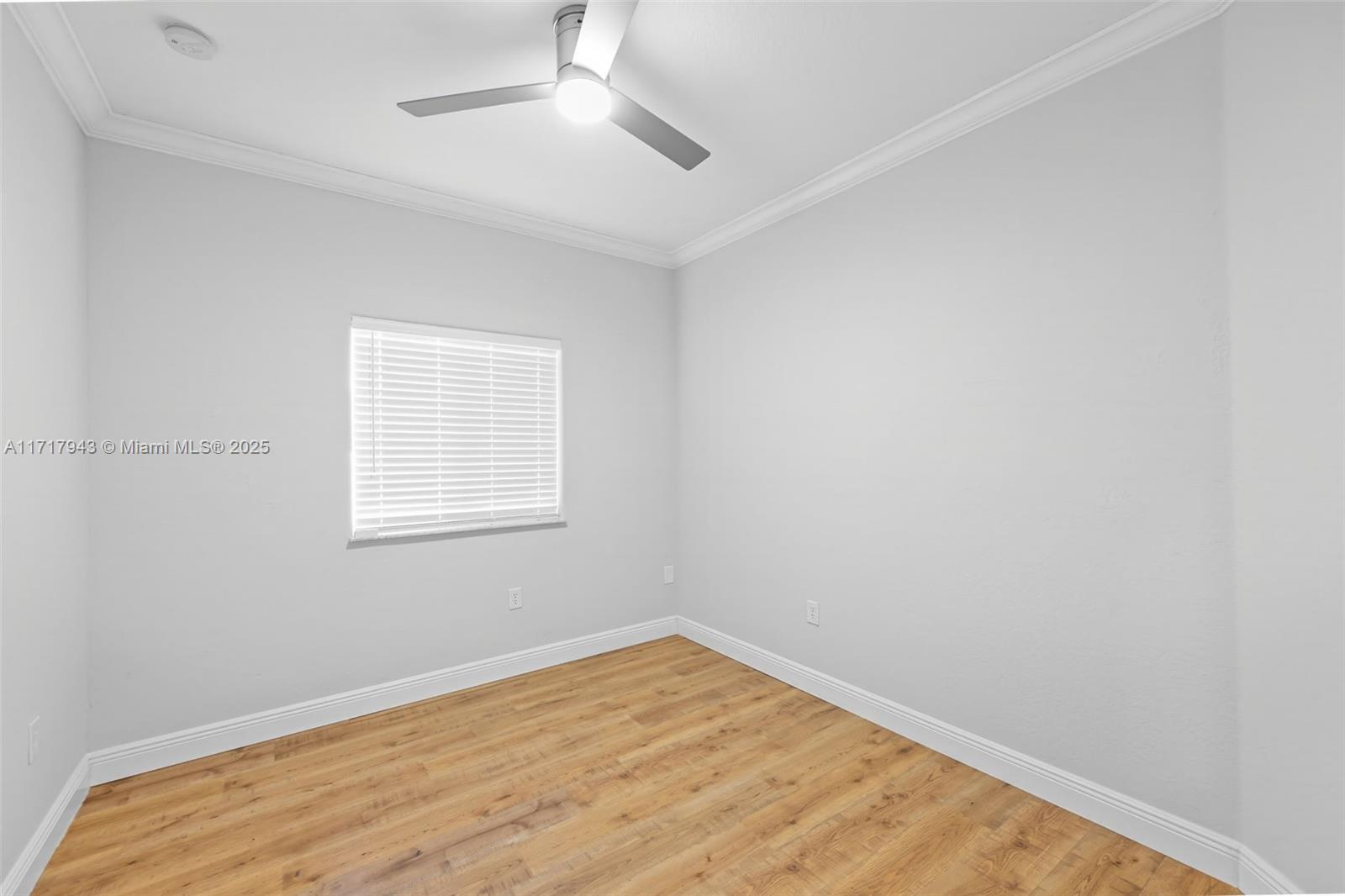 OLD BISCAYNE VILLAS CONDO - Residential
