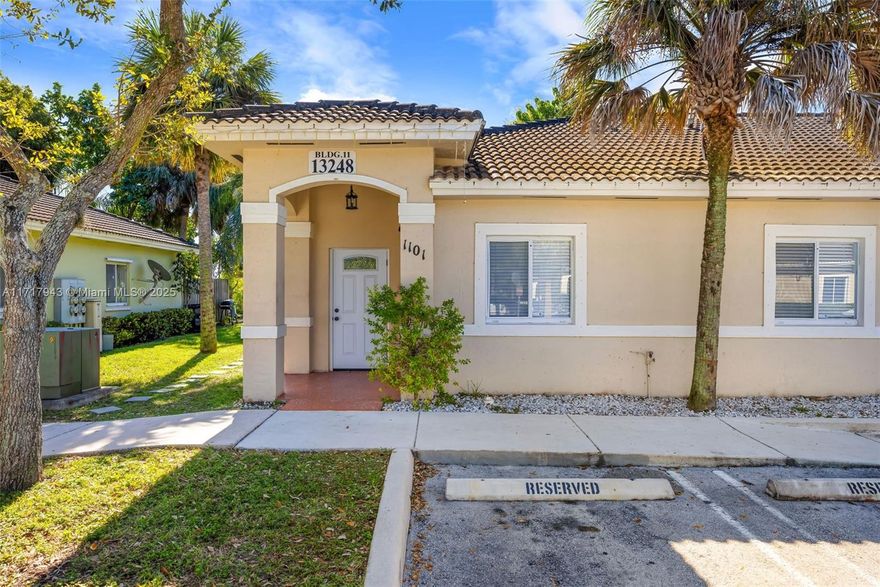 Nice Townhouse as new, completely remodeled (plumbing included) new appliances, excellent floor plan,  3/2, freshly painted, with a fenced patio, very spacious and bright. Two parking spaces are assigned, and guest parking is available. Close to Homestead Air Force Base. Many restaurants and shopping centers around. It is in a lockbox.