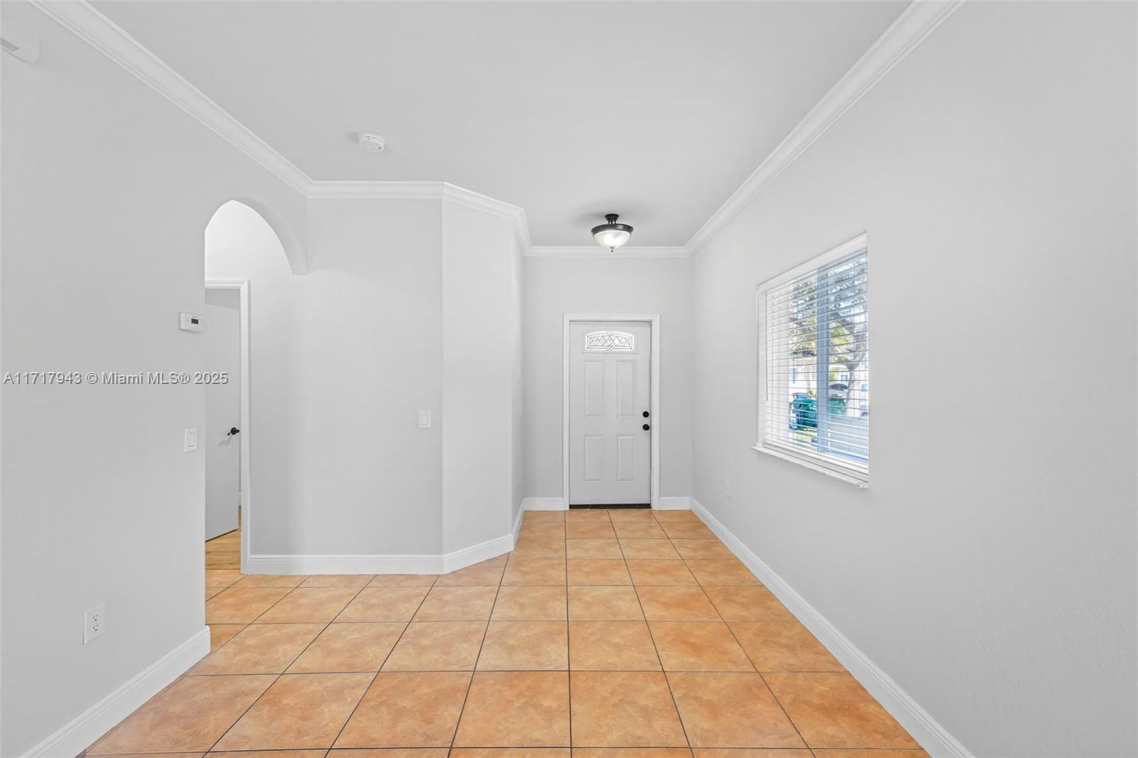 OLD BISCAYNE VILLAS CONDO - Residential