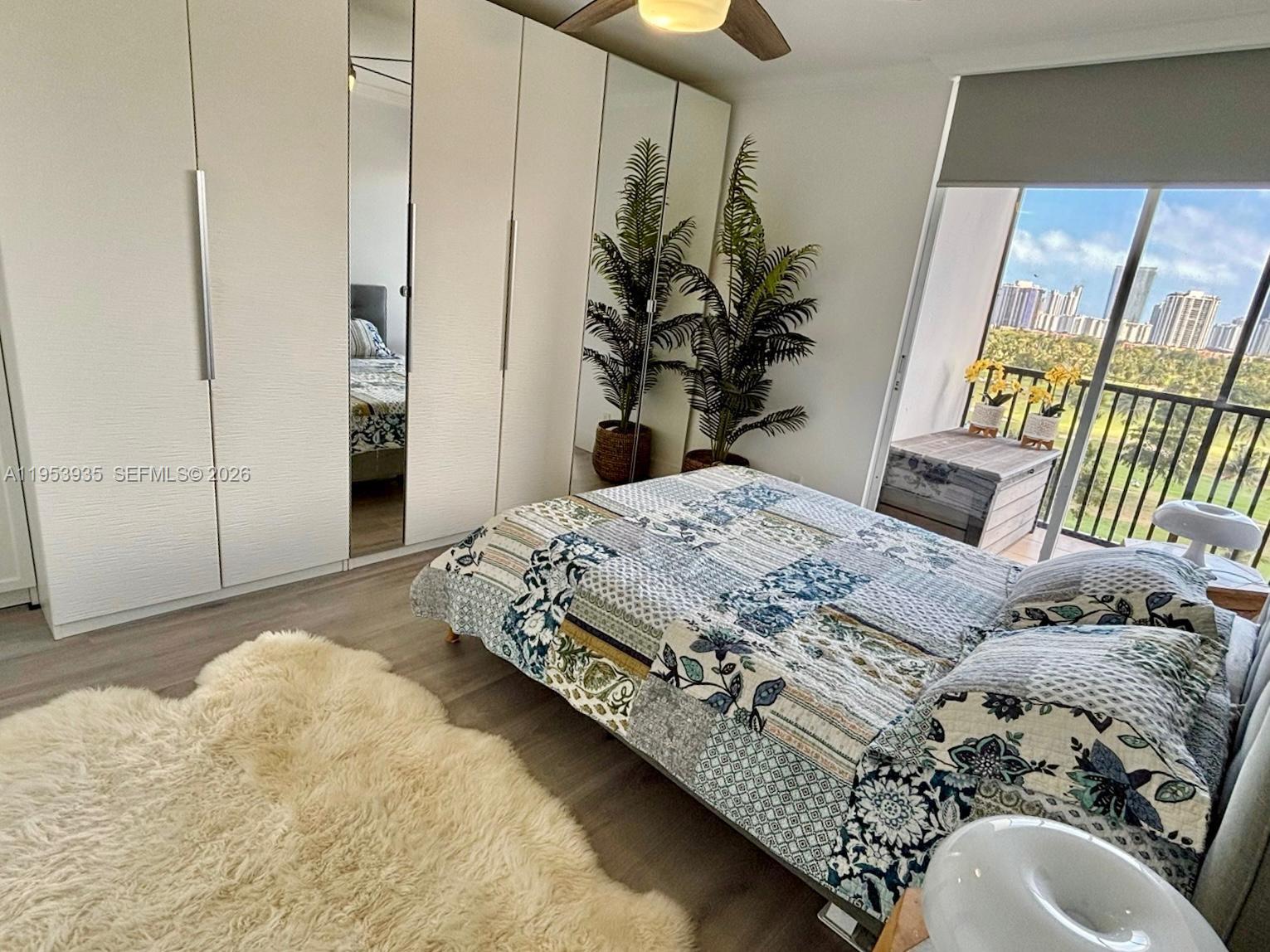 CORONADO CONDO- TOWER II - Residential