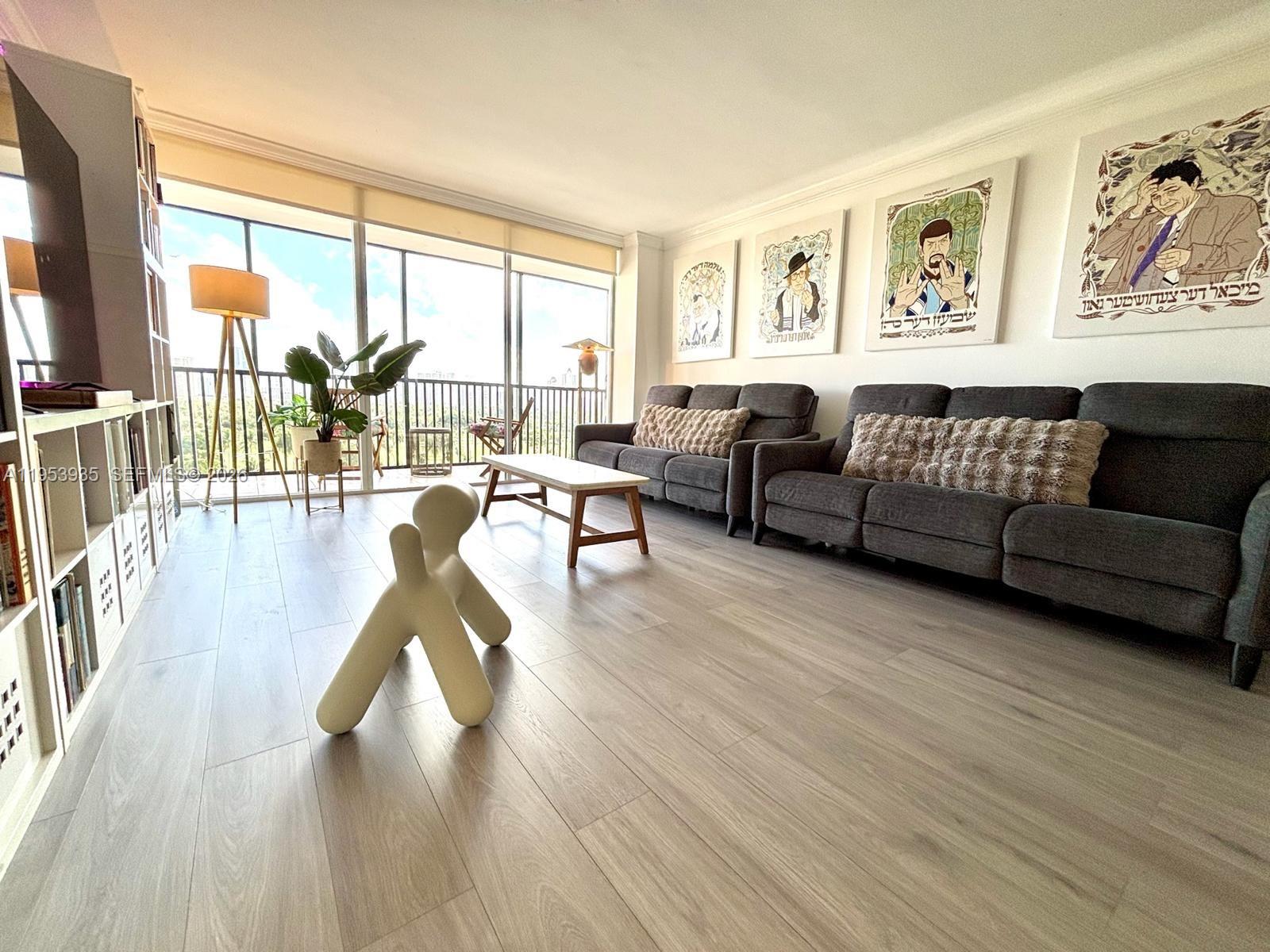 20301 W Country Club Dr 1126