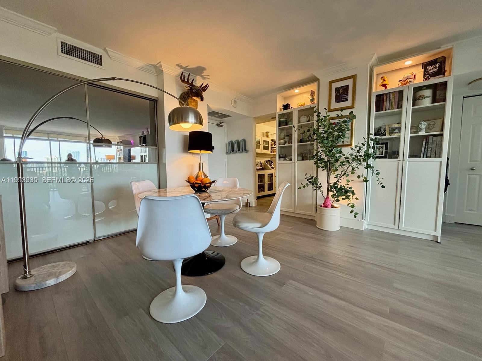 CORONADO CONDO- TOWER II - Residential