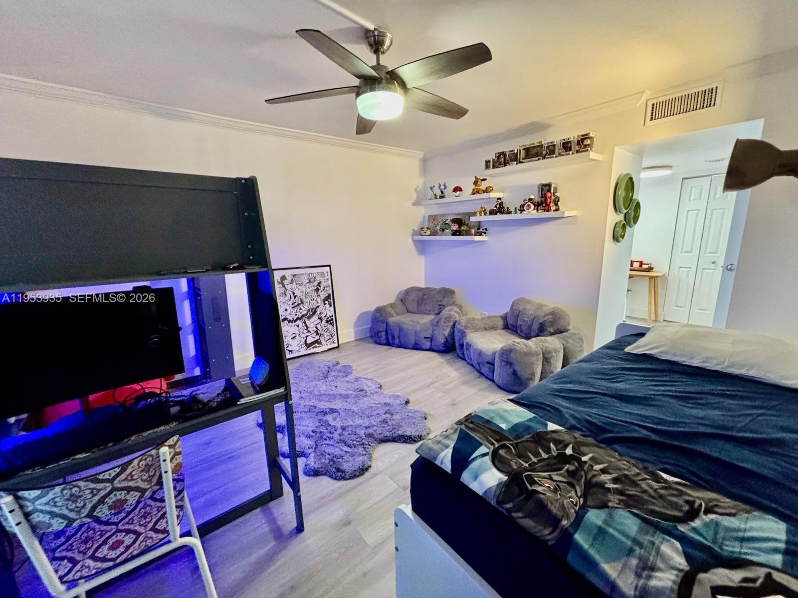 CORONADO CONDO- TOWER II - Residential