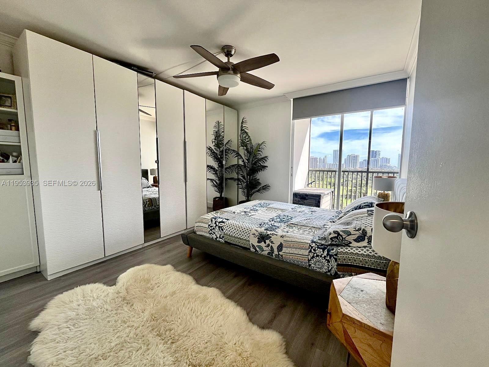 CORONADO CONDO- TOWER II - Residential