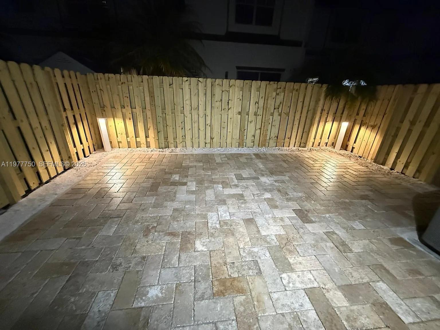 DORAL ISLES NORTH SEC TWO - Residential Lease