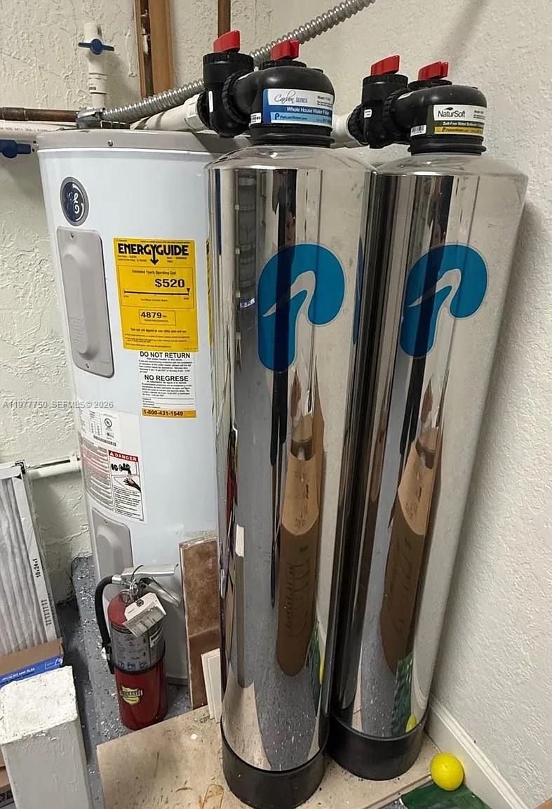 DORAL ISLES NORTH SEC TWO - Residential Lease