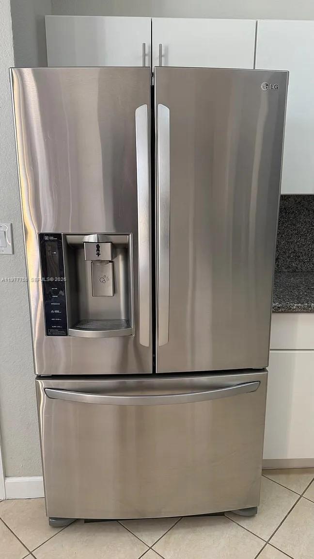 DORAL ISLES NORTH SEC TWO - Residential Lease