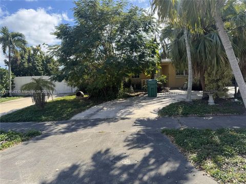 11462 SW 42nd St Miami FL 33165