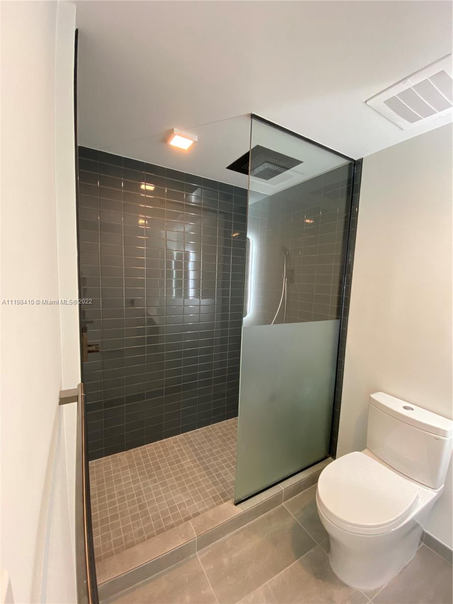 Yotel Pad - Residential Lease