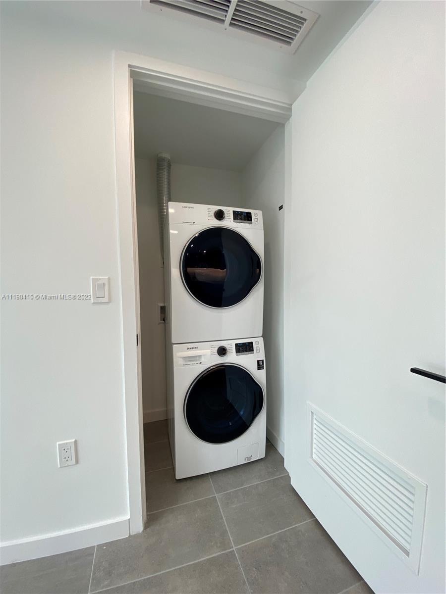 Yotel Pad - Residential Lease