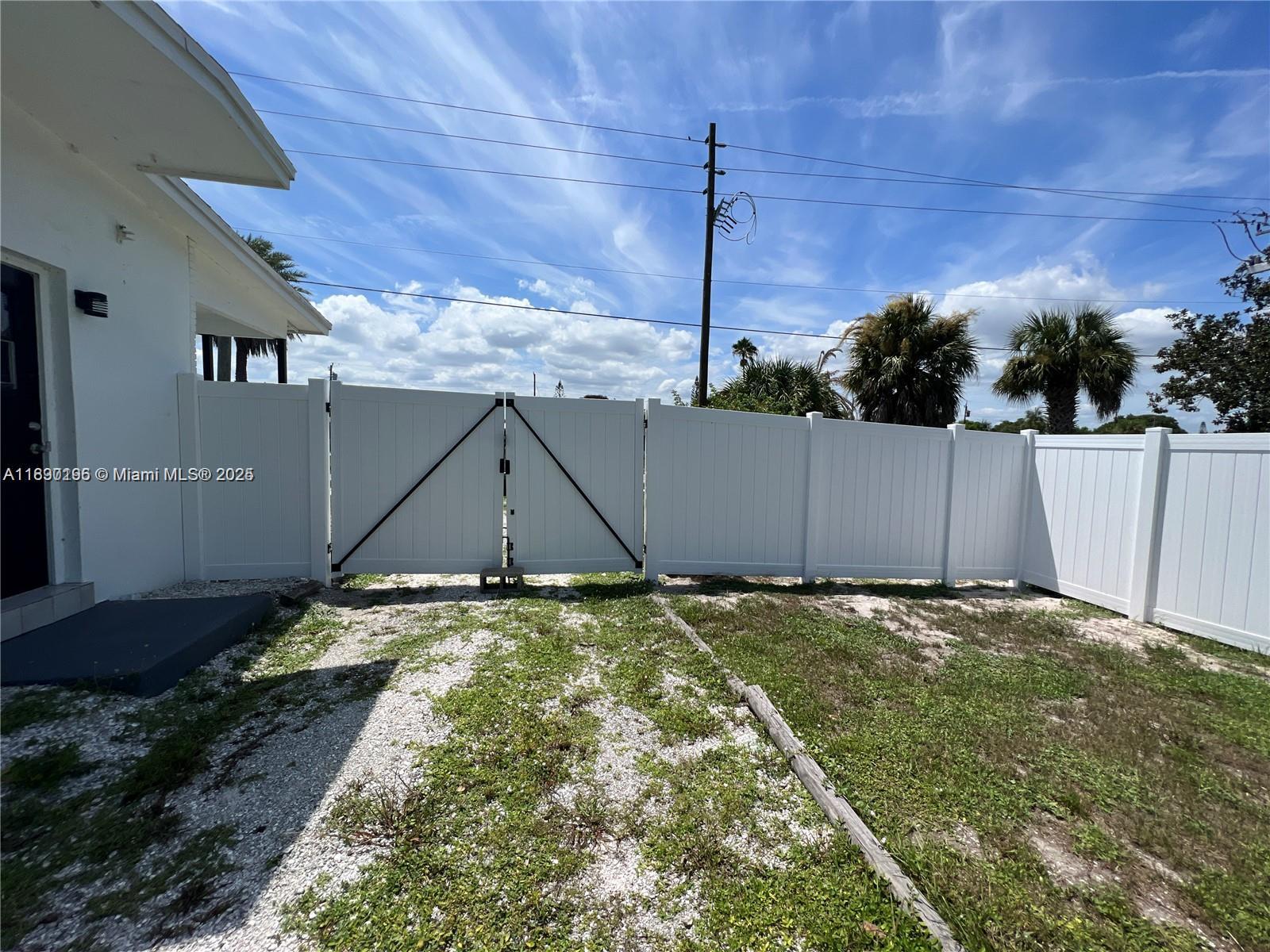 PORT MALABAR - Residential Lease