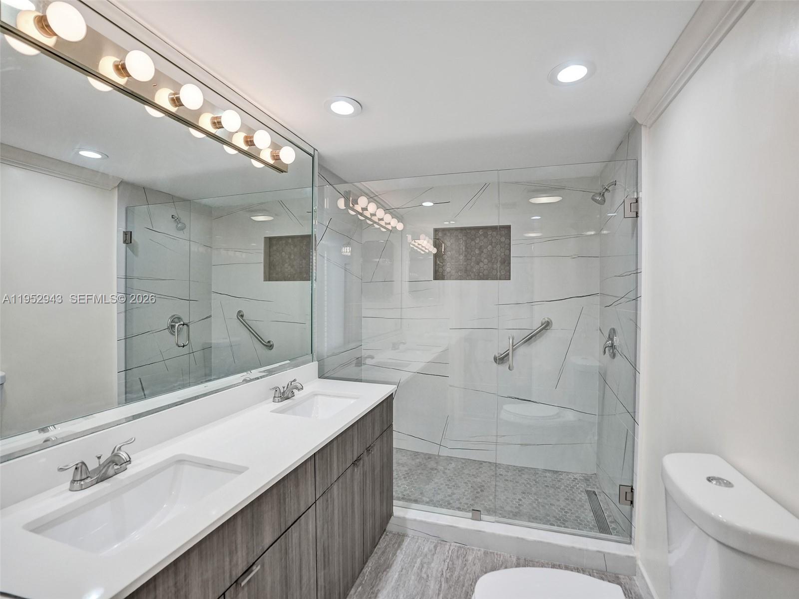 OVERLOOK CONDO - Residential