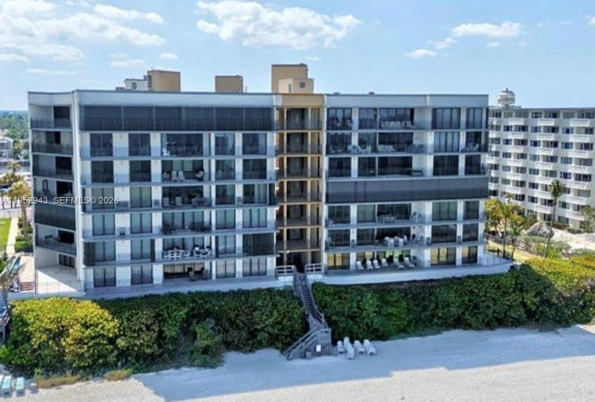 OVERLOOK CONDO - Residential