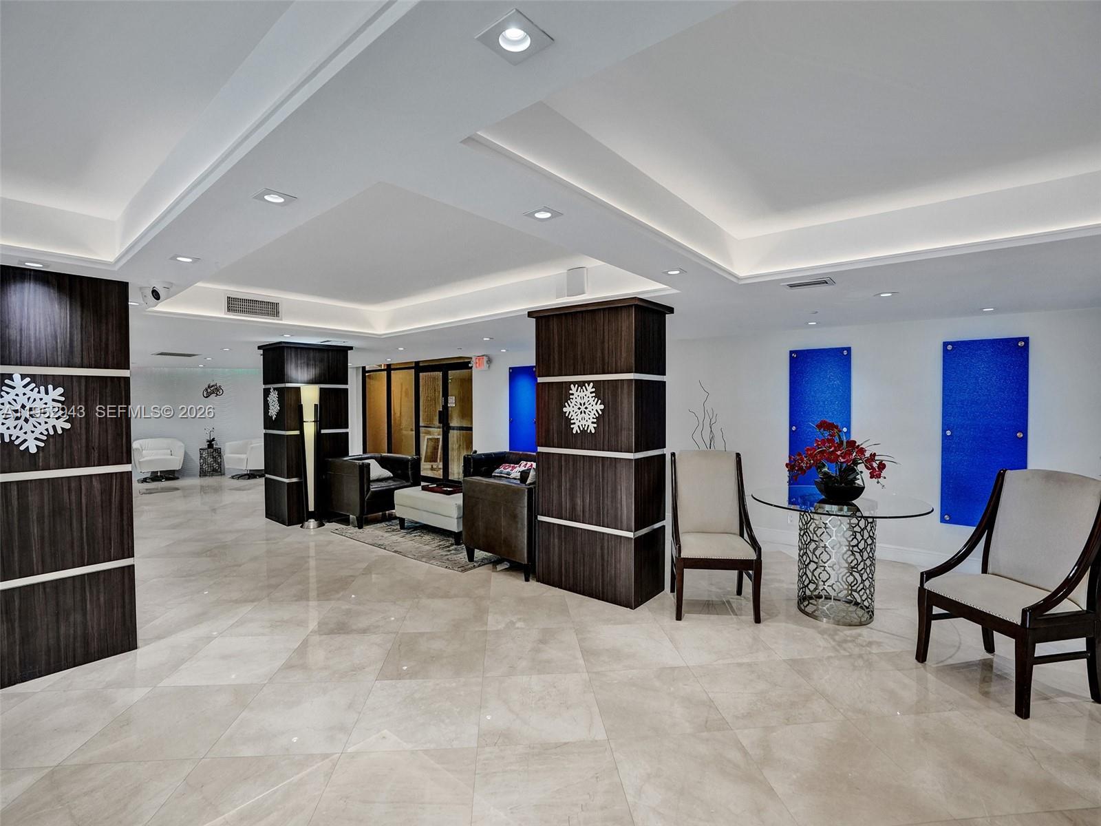 OVERLOOK CONDO - Residential