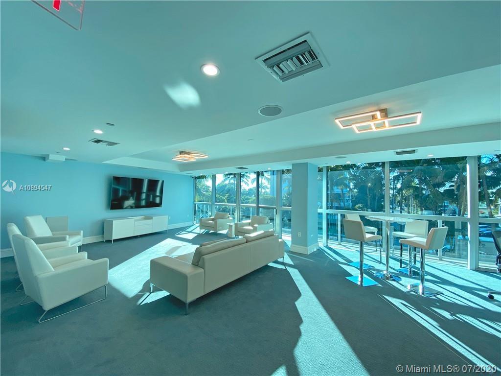 COCONUT GROVE RESIDENCES - Residential Lease