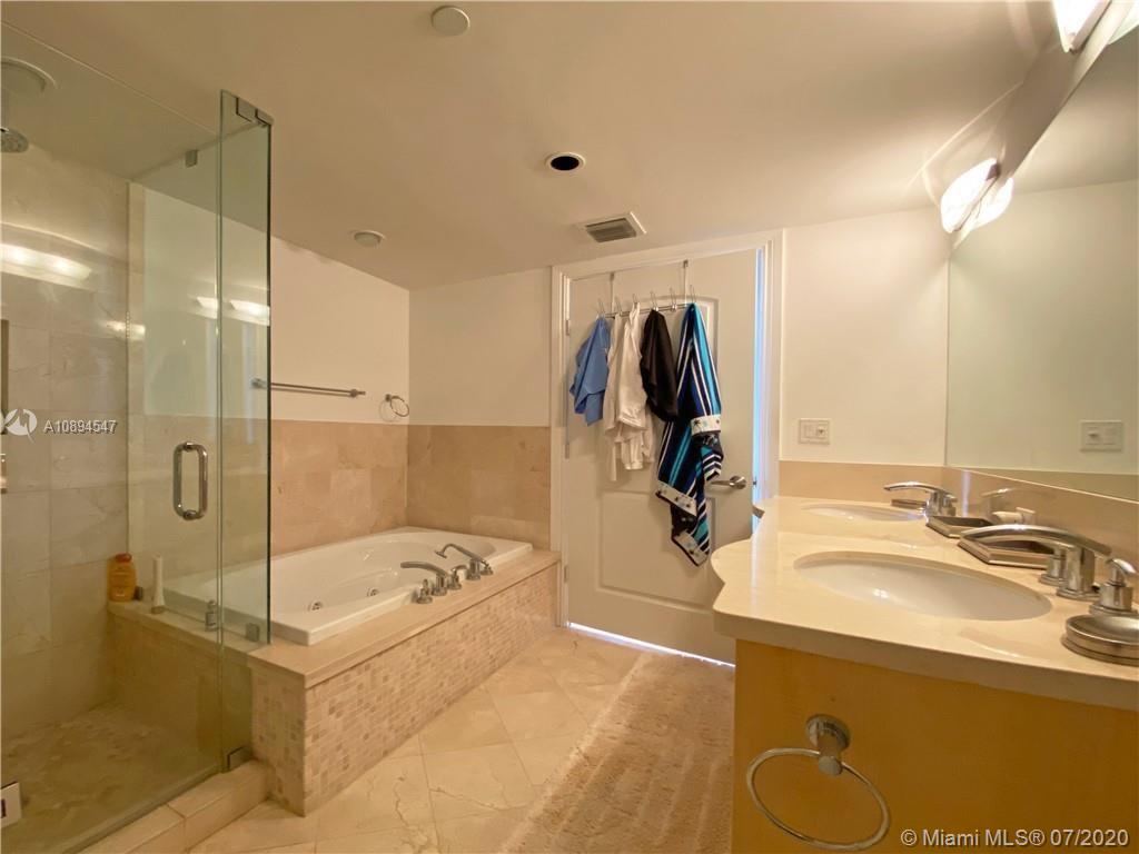 COCONUT GROVE RESIDENCES - Residential Lease