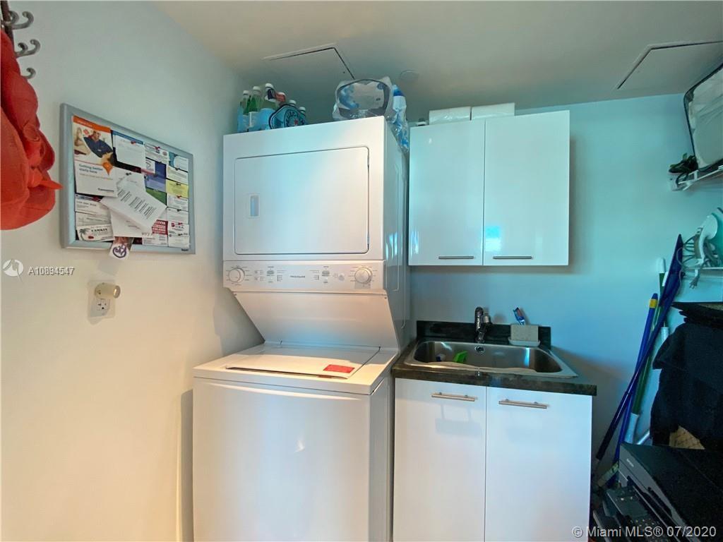 COCONUT GROVE RESIDENCES - Residential Lease