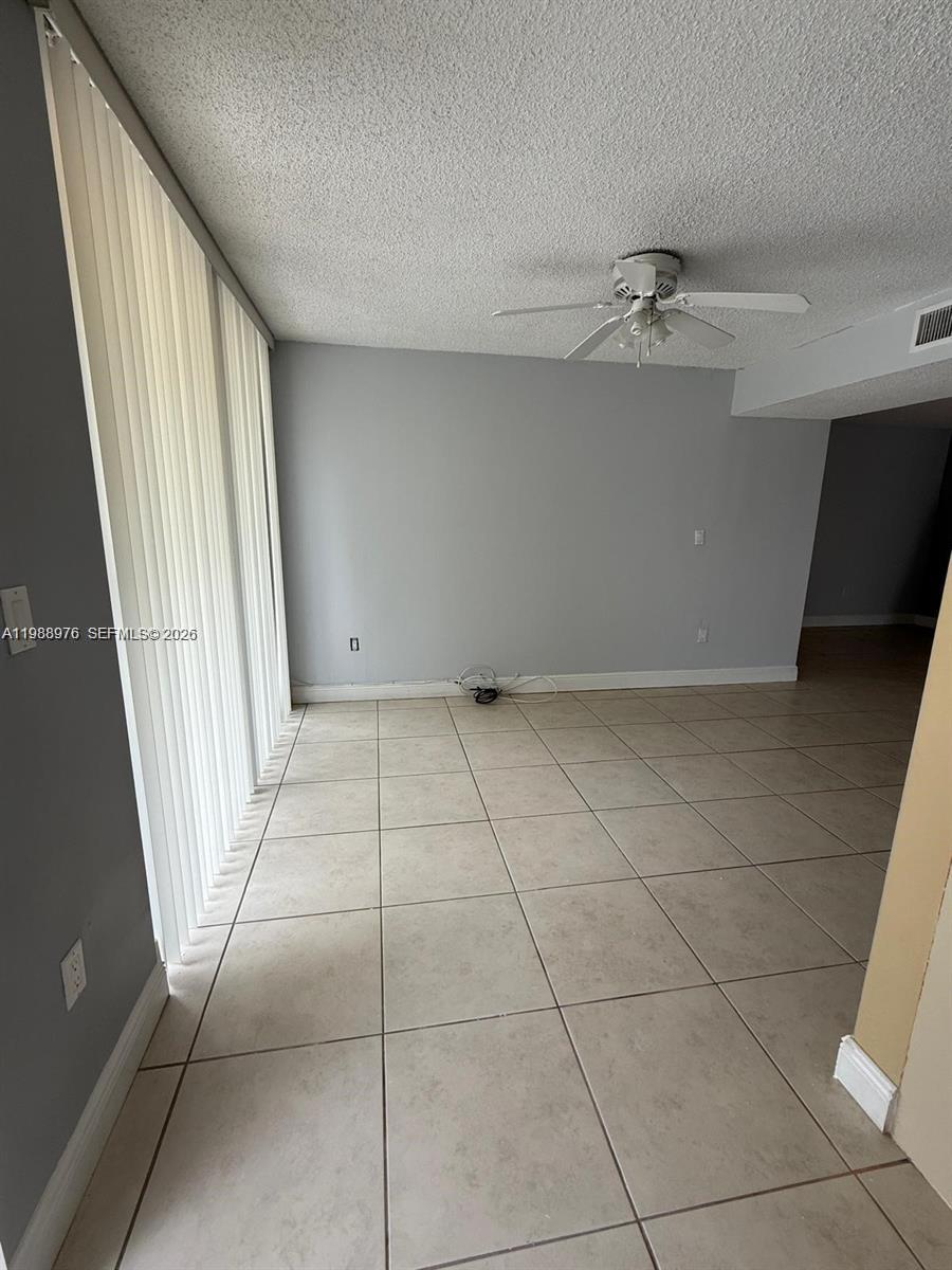 ¤INTERNATIONAL PARK I COND - Residential