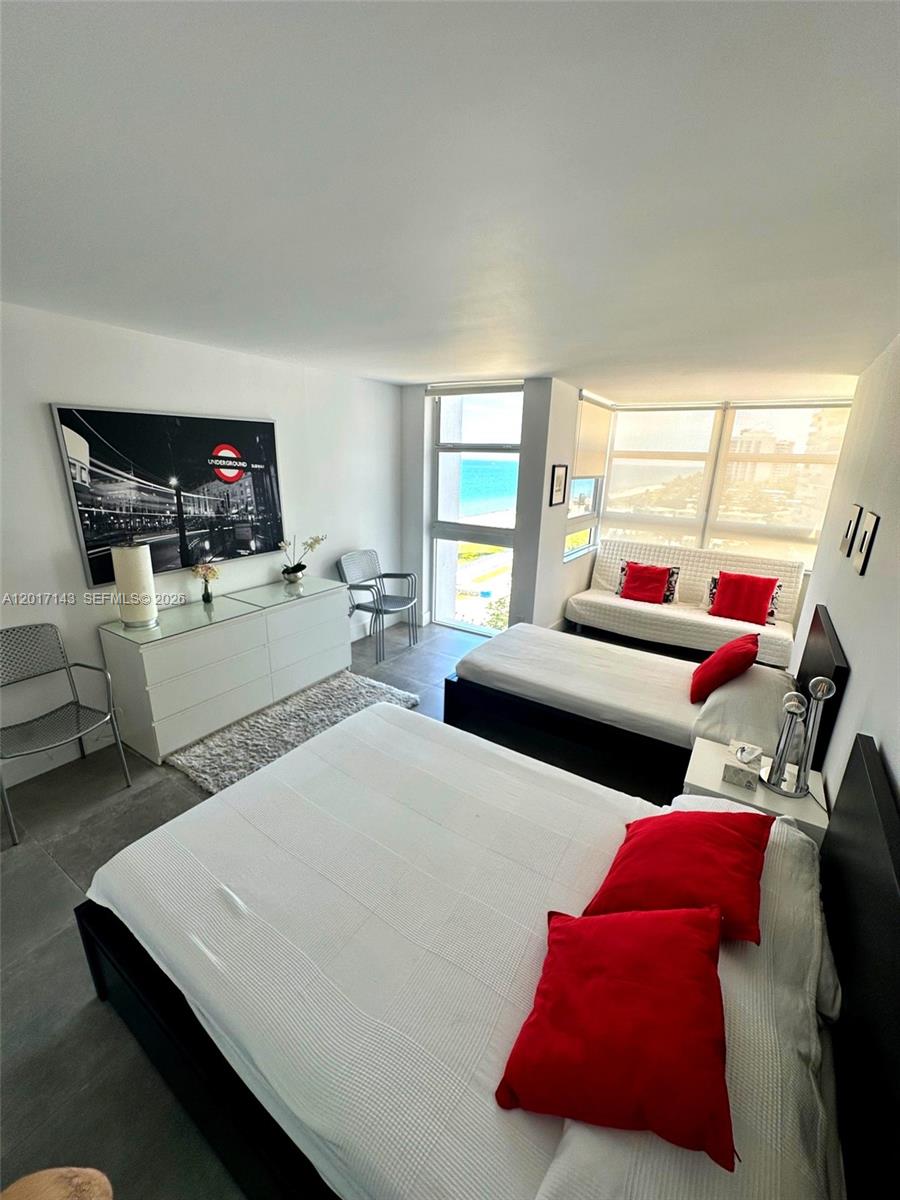 RENAISSANCE OF POMPANO BE - Residential Lease