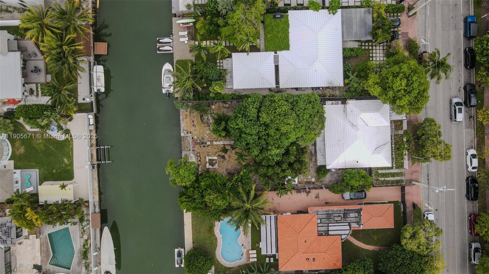 BISCAYNE POINT - Residential