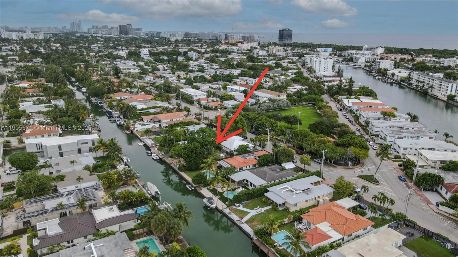 BISCAYNE POINT - Residential