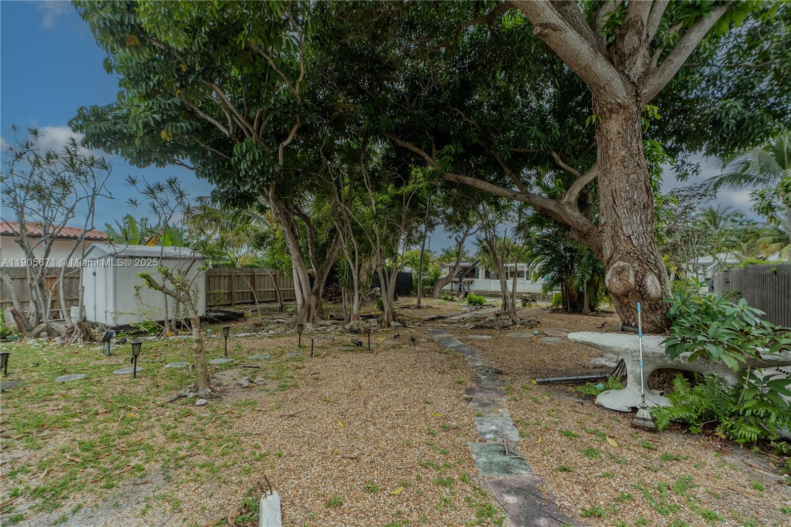 BISCAYNE POINT - Residential