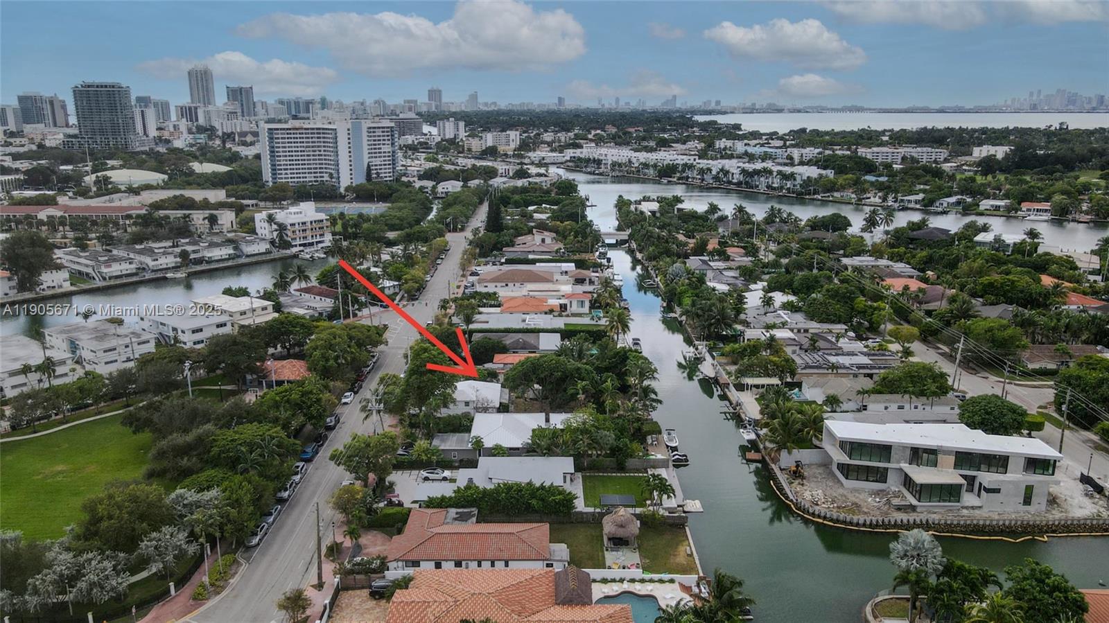 BISCAYNE POINT - Residential