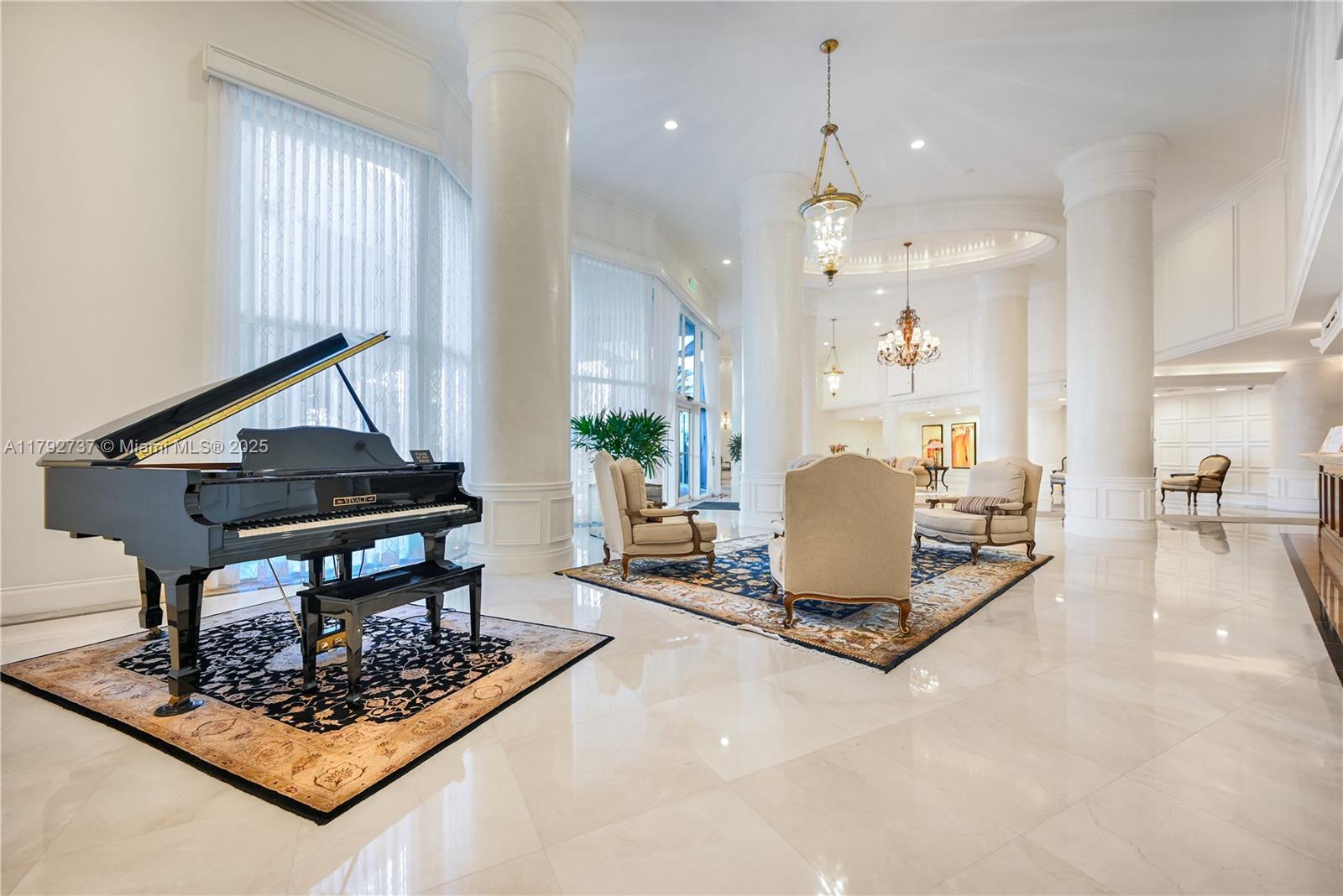 MYSTIC POINTE TOWER 500 C - Residential