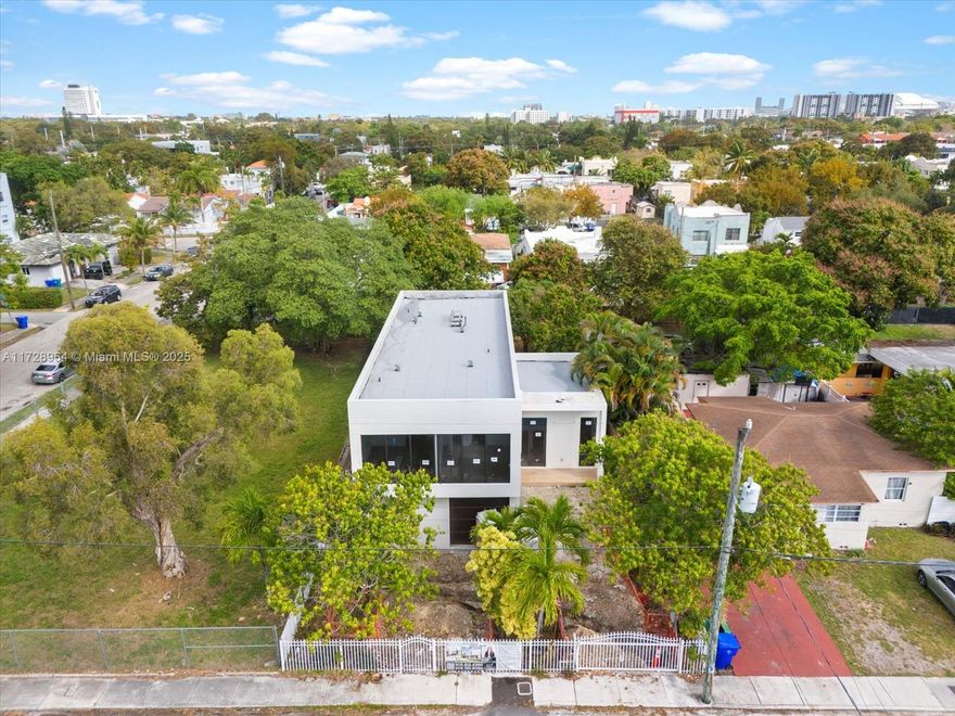 3,590 sqft New Two-story Single Family Home (extensive 7,250sqft atypical lot). With its generous backyard, the property provides an ideal setting for outdoor living, entertaining. Brand new construction with an open floor plan, Double-door entry, 5 beds, 4.5 baths. Open floorplan with Dining & Great Rooms. Features a modern design, natural light in all rooms, Master bath with Free-standing Tub & Large Shower, high-end finishes, modern appliances with double oven and double large refrigerators, Custom-Designed European Kitchen, Quartz countertop with waterfall, walk-in pantry, 10" ceiling height, all doors are 8' height. Spacious bedrooms (one in-suite bed on the 1st floor), pool, covered terrace w/ summer kitchen. Confirmed completion scheduled for October 2025