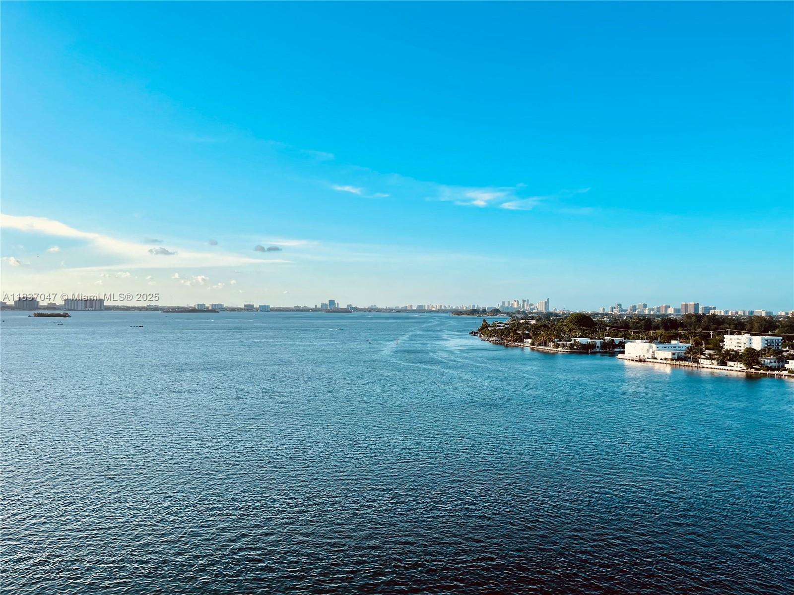 KENNEDY HOUSE CONDO - Residential