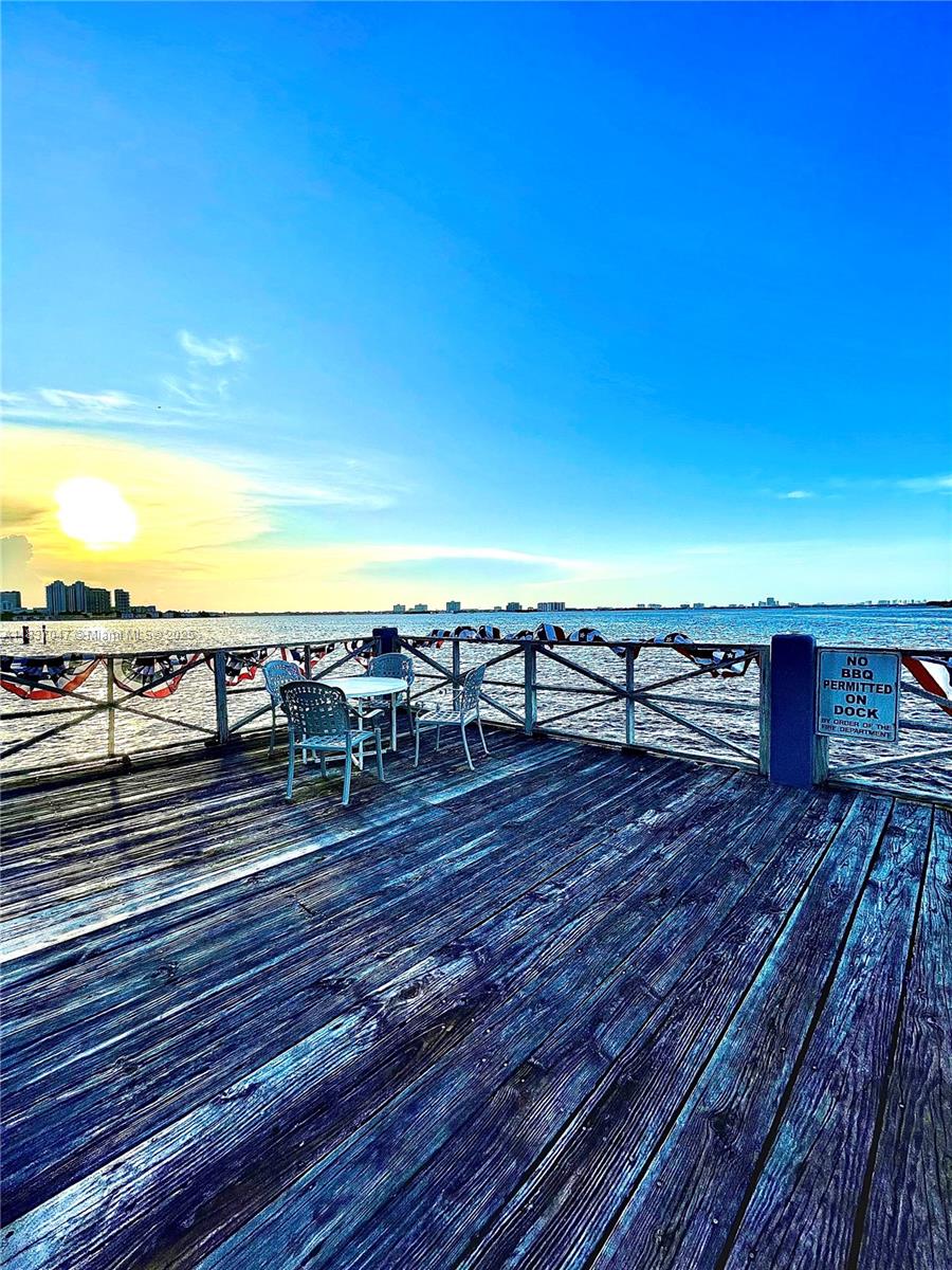 KENNEDY HOUSE CONDO - Residential