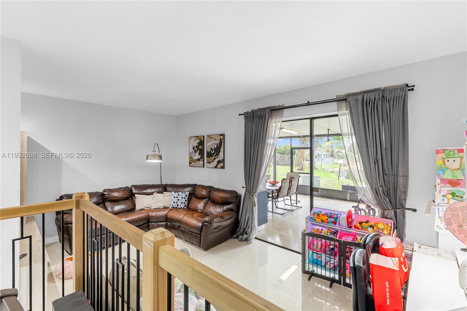 WESTVIEW CONDOMINIUM NO O - Residential