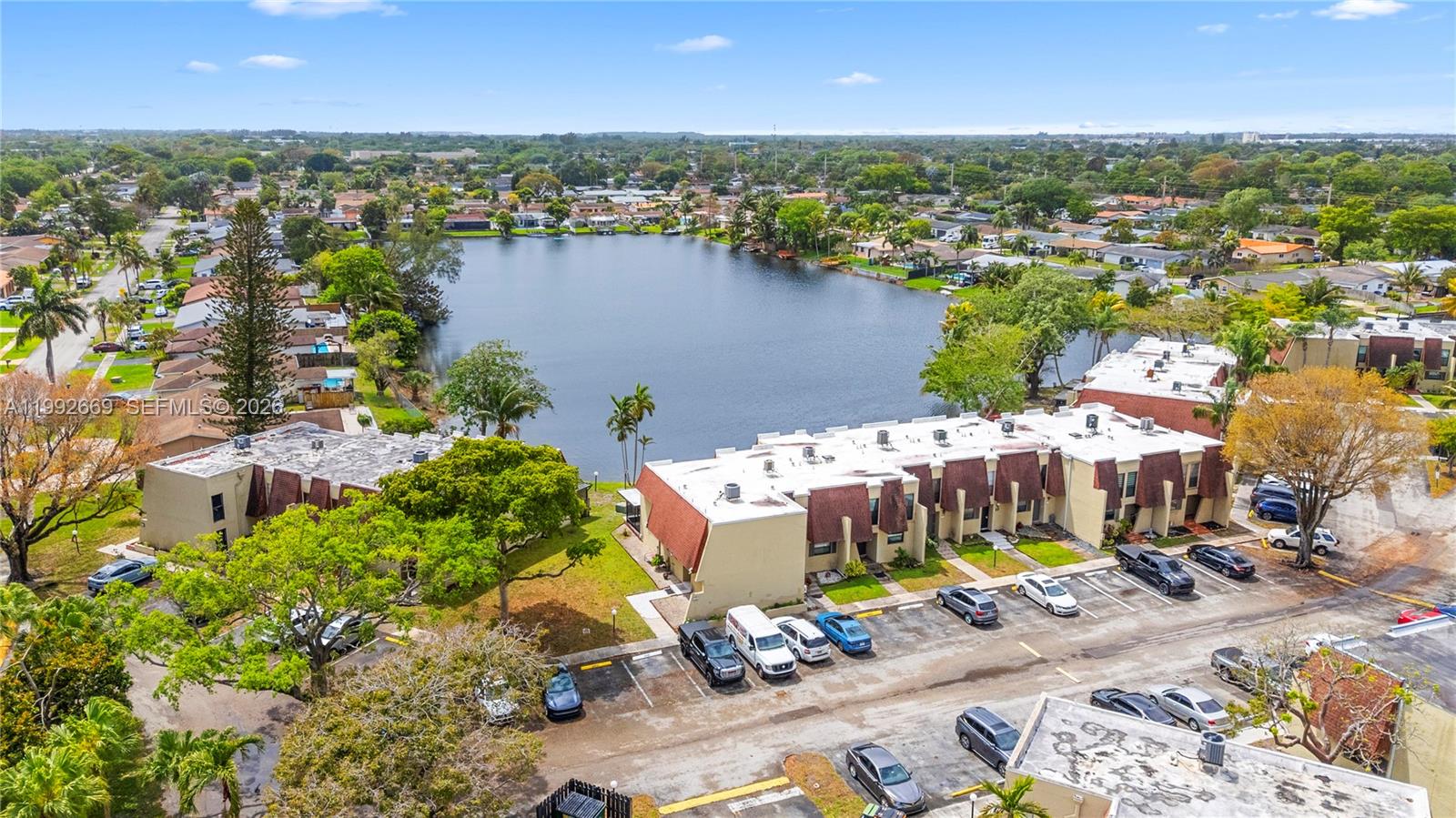 WESTVIEW CONDOMINIUM NO O - Residential