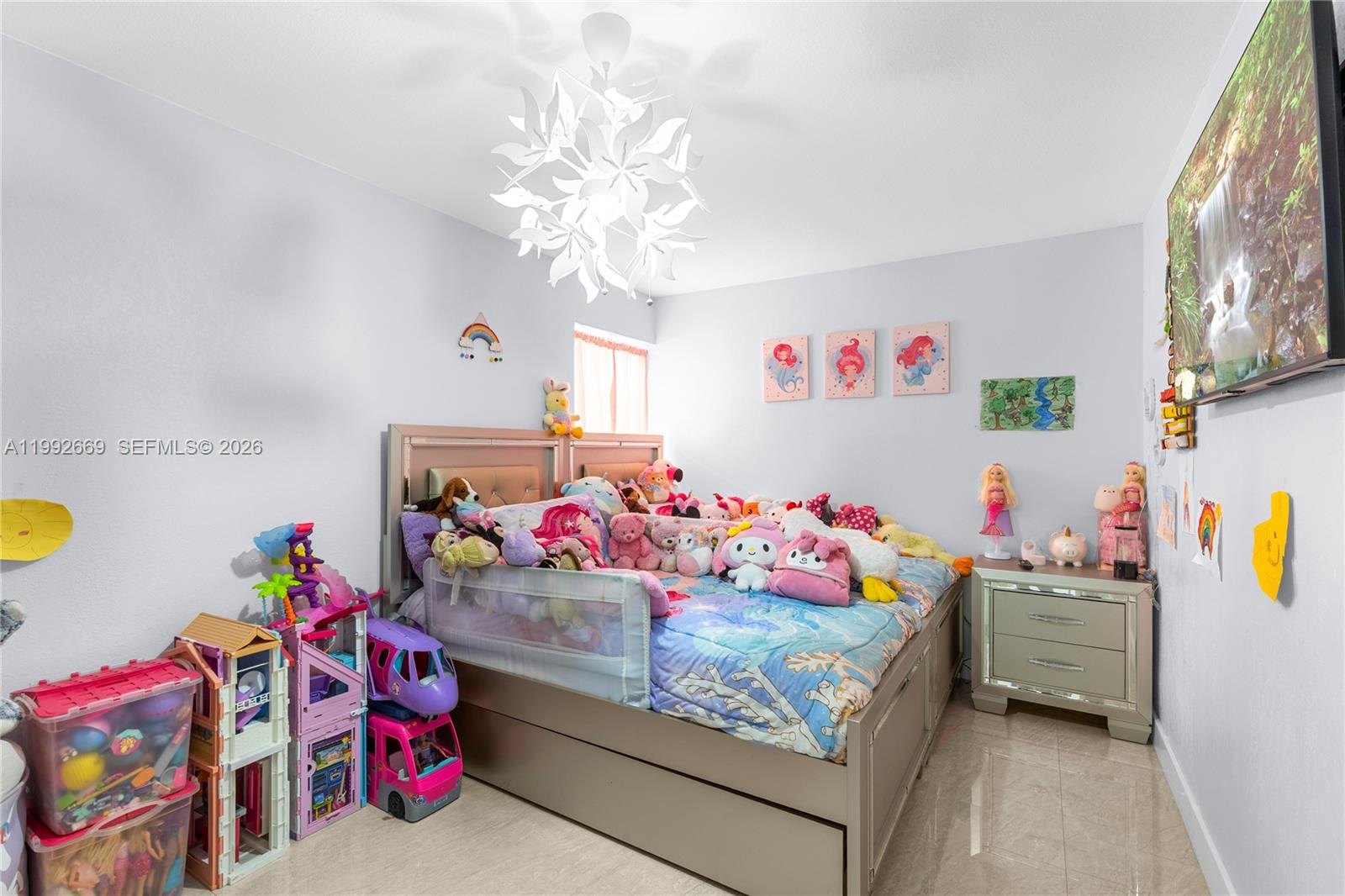 WESTVIEW CONDOMINIUM NO O - Residential