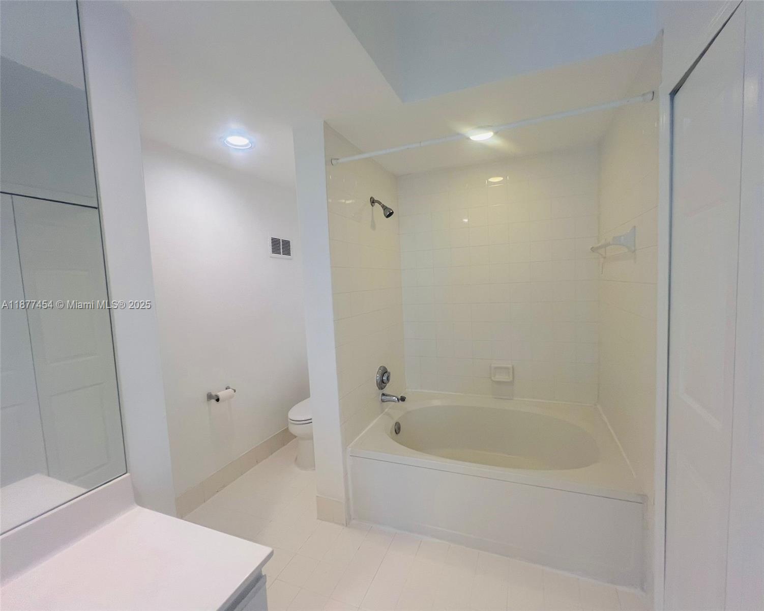 VILLAGE BY THE BAY CONDO - Residential Lease