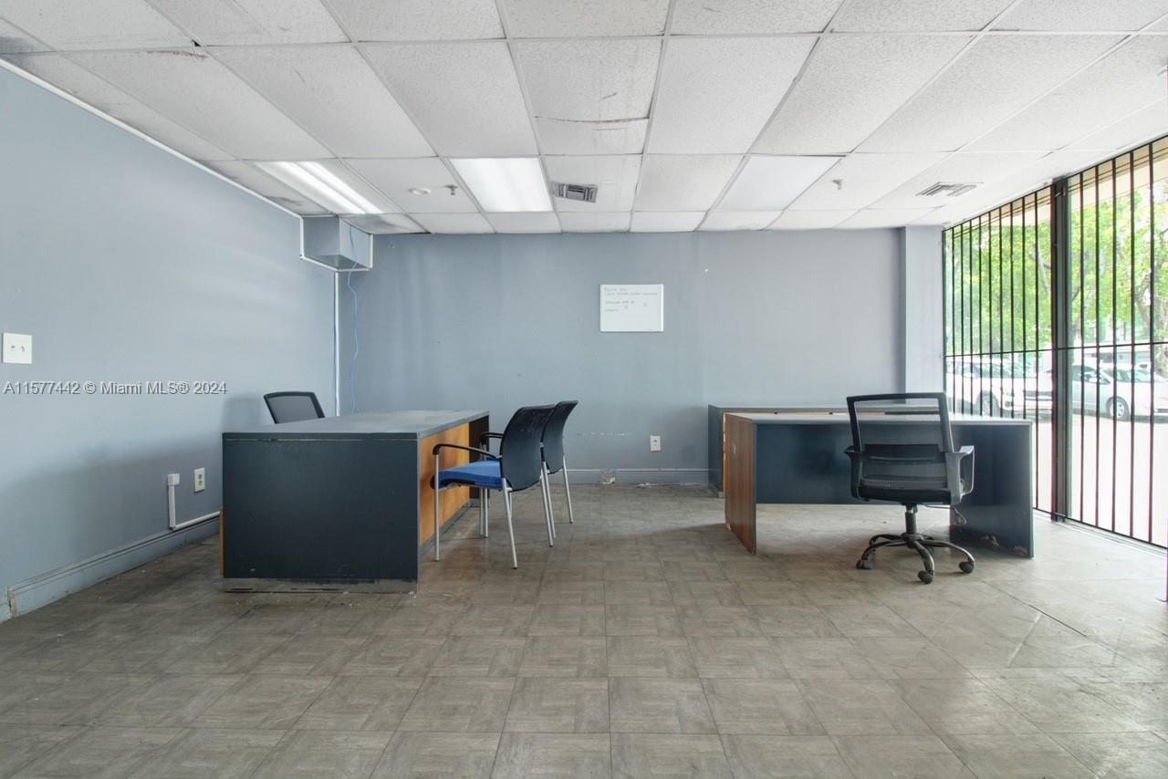 Spectacular opportunity to operate your business in close proximity to the MIA Cargo Airport. Warehouse for Lease of approximately 3,532 square feet of total space, with around 800 square feet dedicated to office use, includes Two Bathrooms. It is available for prompt occupancy, allowing you to start your operations quickly and conveniently. Don't miss out on this excellent location for your business. VACANT EASY TO SHOW !!