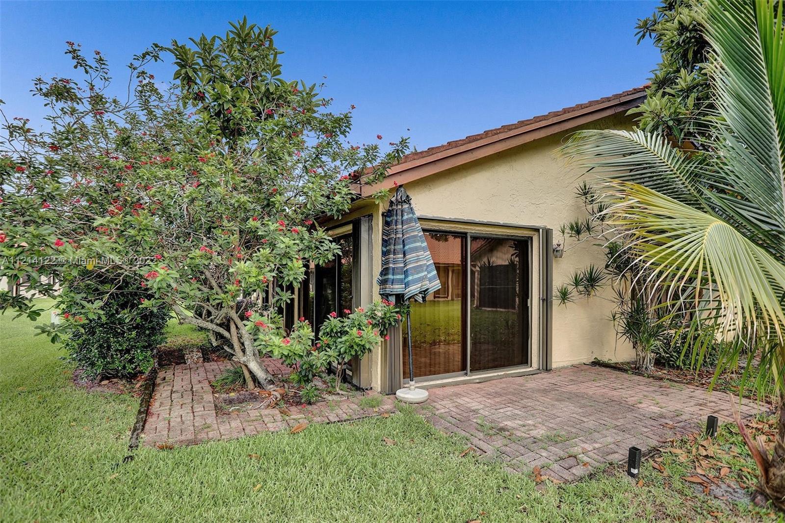 BROOKWOOD GARDENS - Residential