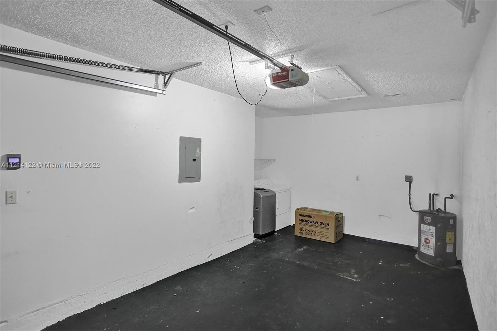 BROOKWOOD GARDENS - Residential