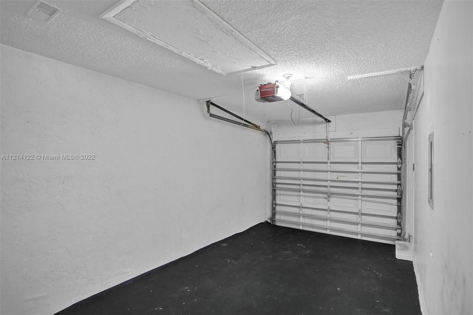 BROOKWOOD GARDENS - Residential