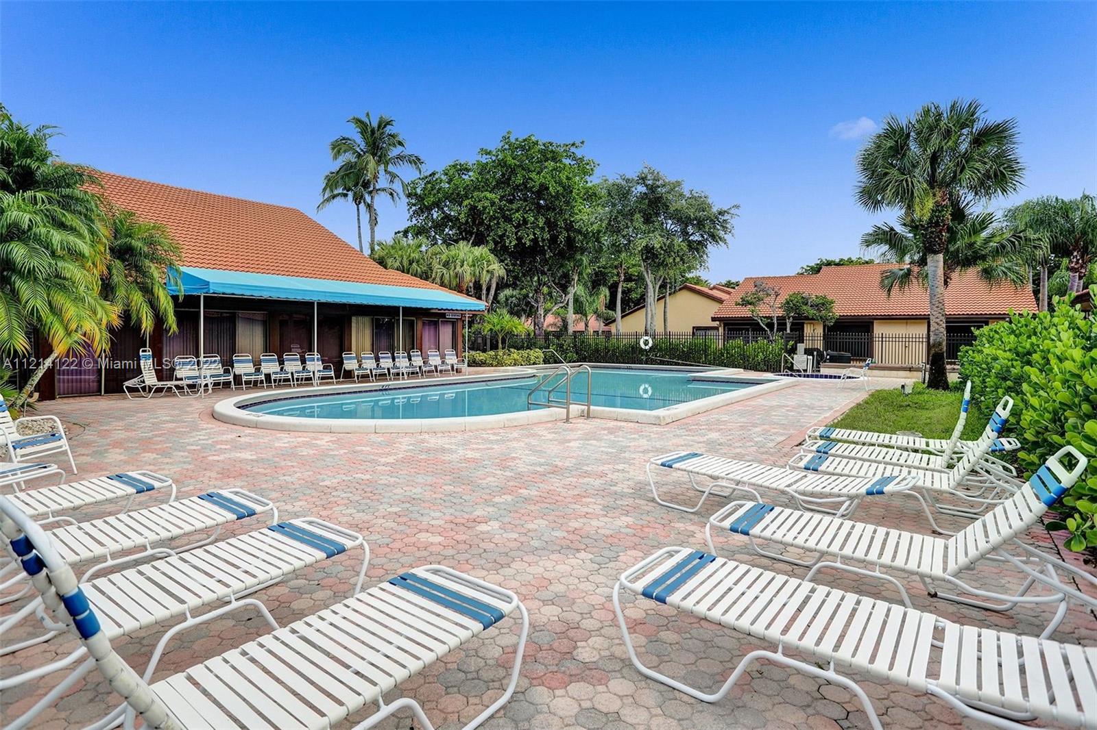 BROOKWOOD GARDENS - Residential